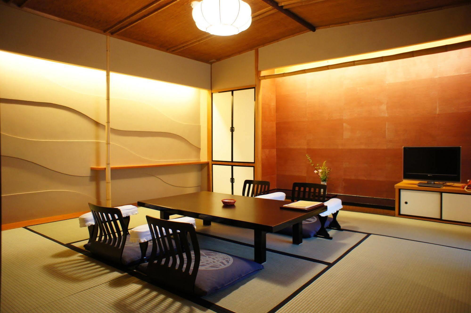 Togetsutei Hotel Kyoto Exterior photo